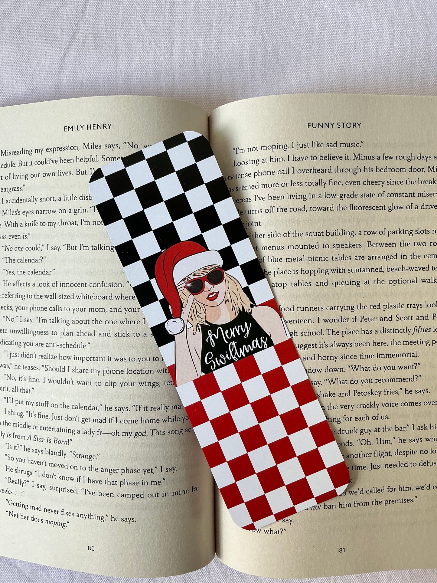 Swiftmas bookmark, taylor swift Christmas bookmark, Christmas bows bookmark