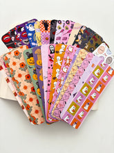 Load image into Gallery viewer, Halloween bookmark bundle (pack of 29)👻🎃
