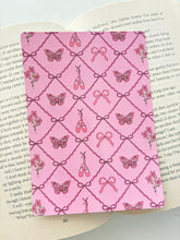 Load image into Gallery viewer, Coquette kindle Insert
