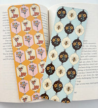 Load image into Gallery viewer, Bees and sunflowers bookmark, Bambi bookmark
